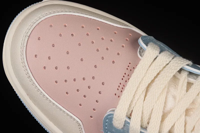 All categories Air Jordan Jordan series basketball shoes Air Jordan 1 High Air Jordan 1 Zoom CMFT "Celestine Blue" AJ1 Joe 1 Macaron Rice White Powder DQ5092-651